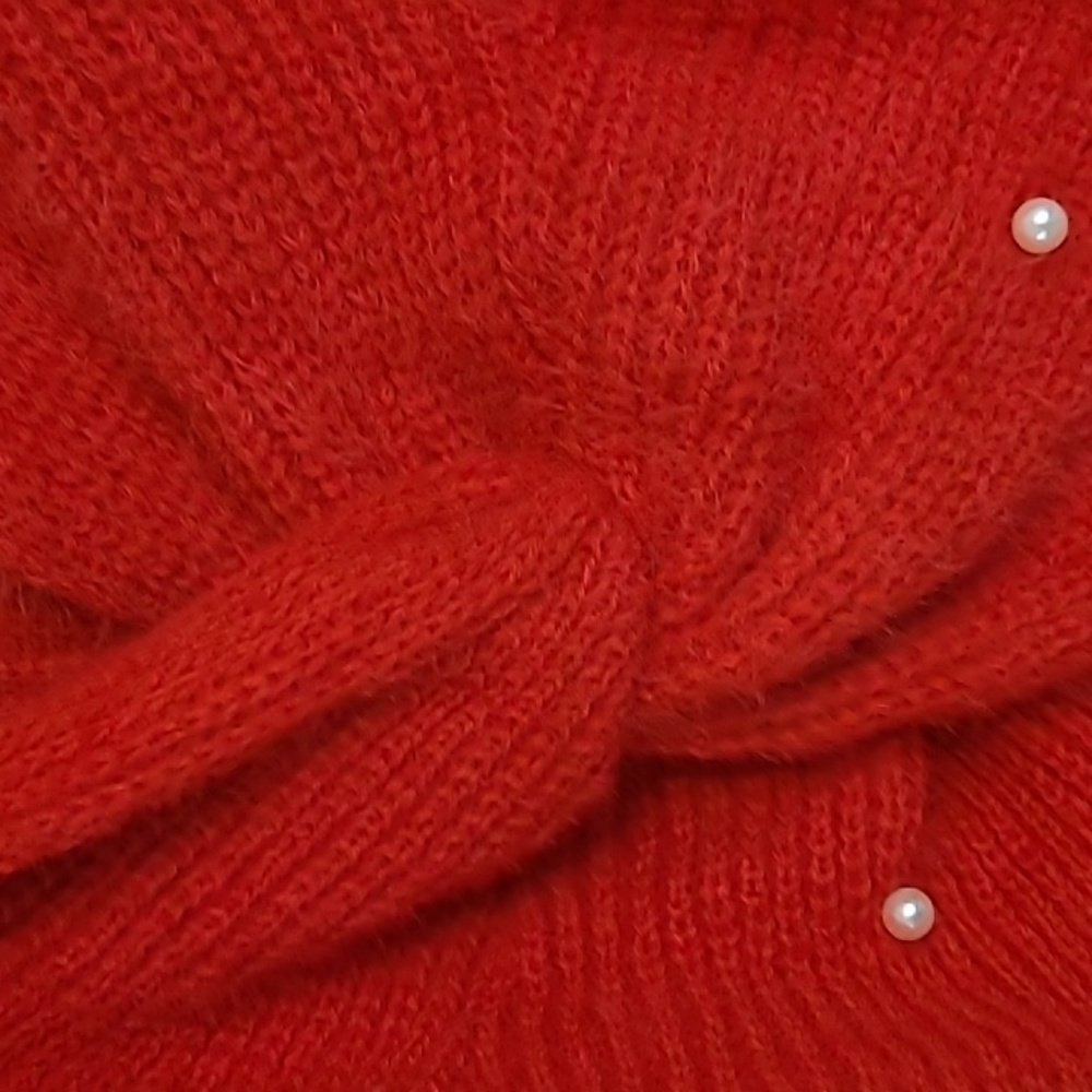 NO BOUNDARIES Off shoulder sweater top - Picture 5 of 5